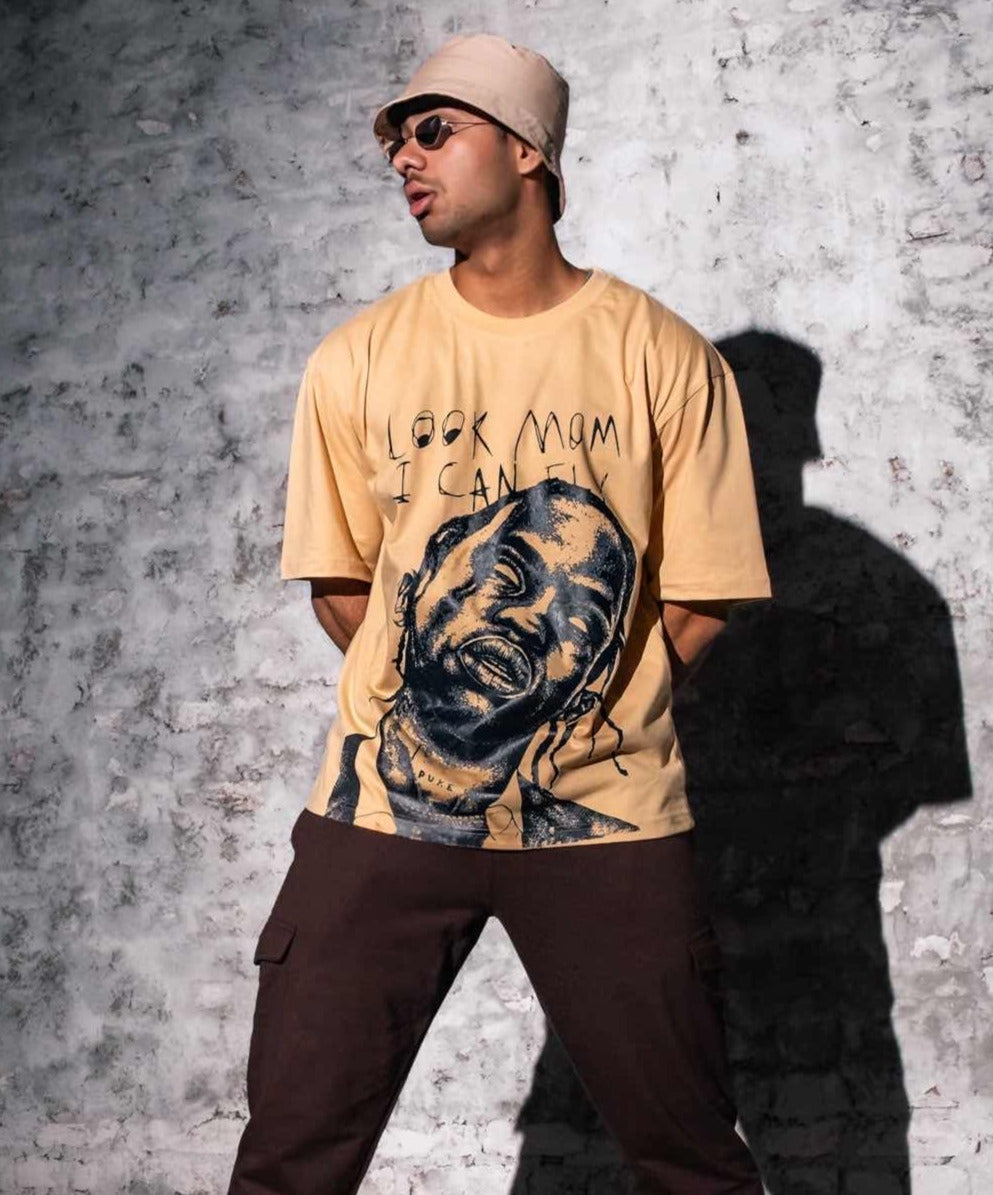 Look Mom I Can Fly - Oversized T-shirt