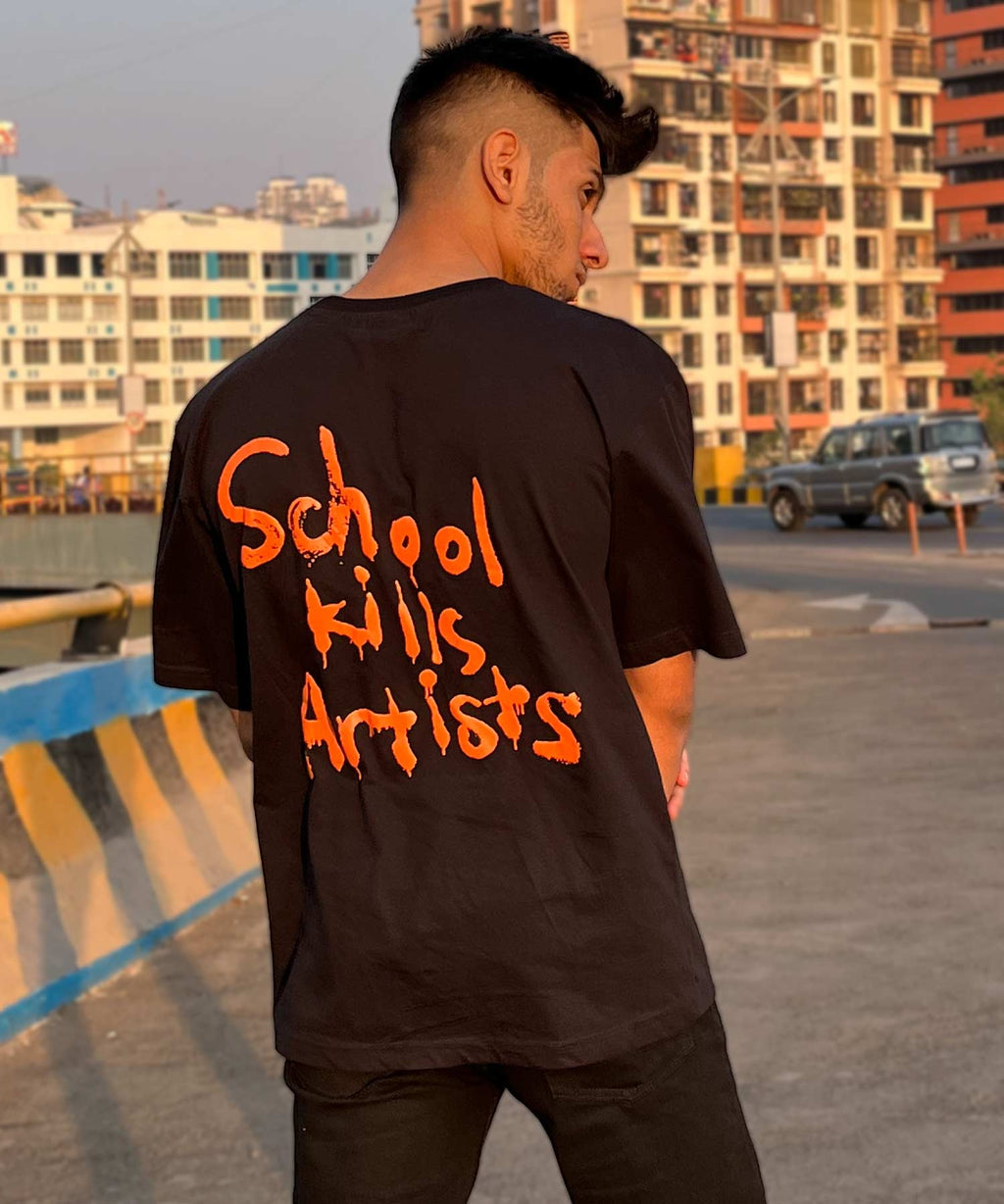 School Kills Artists - Oversized T-shirt